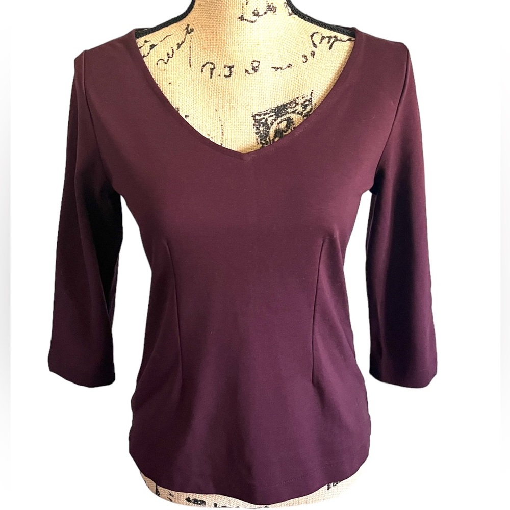 Ann Taylor burgundy, business essential top size petite - Picture 1 of 7